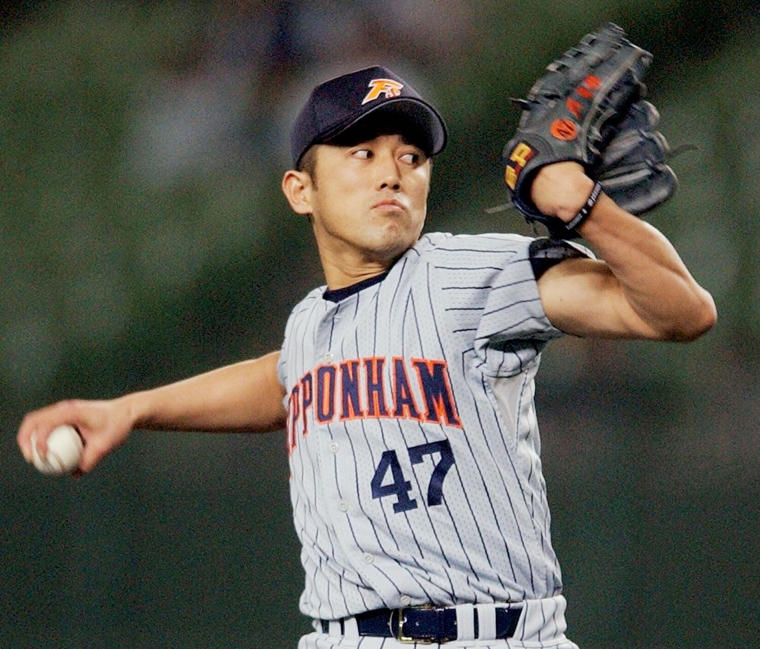 同じく逆指名のドラ1で日ハムに入団し、活躍した関根とは大学の同期　©JIJI PRESS