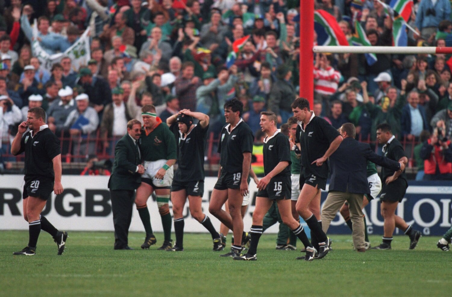 28年前の決勝戦。ニュージーランド代表として出場していたジェイミー・ジョセフ（写真真ん中）　©Getty Images