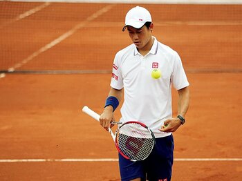 全仏初戦敗退の錦織がケガで陥った精神的迷い。~全力プレーと恐怖感の狭間で~<Number Web> photograph by Hiromasa Mano