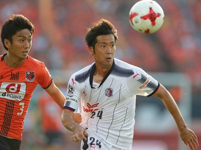 トップ下・山村和也がなぜ機能する?福西崇史が解説するその「最適さ」。<Number Web> photograph by J.LEAGUE PHOTOS