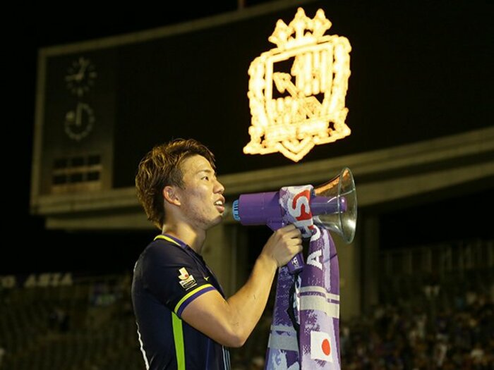 「アーセナル浅野」が輝くための条件。献身性、名手との競争、そして強気。＜Number Web＞ photograph by J.LEAGUE PHOTOS