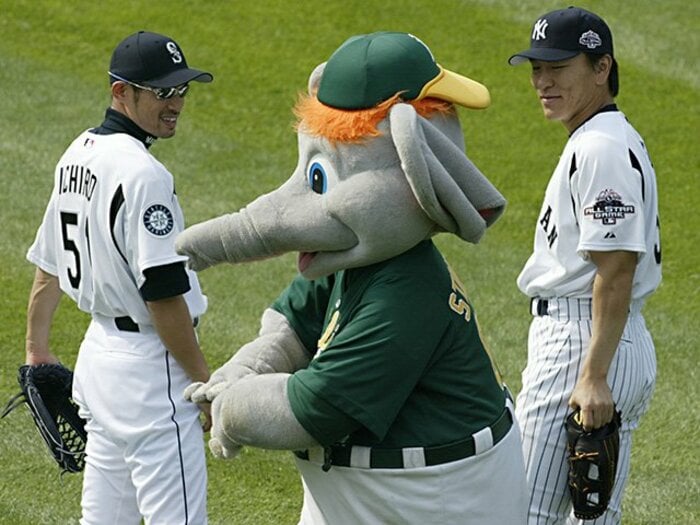 イチローと松井秀喜の野球指導観。共通する、データ偏重への違和感。＜Number Web＞ photograph by AFLO