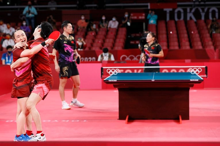 混合ダブルスでは見事優勝。日本卓球界初の金メダル獲得となった©Getty Images