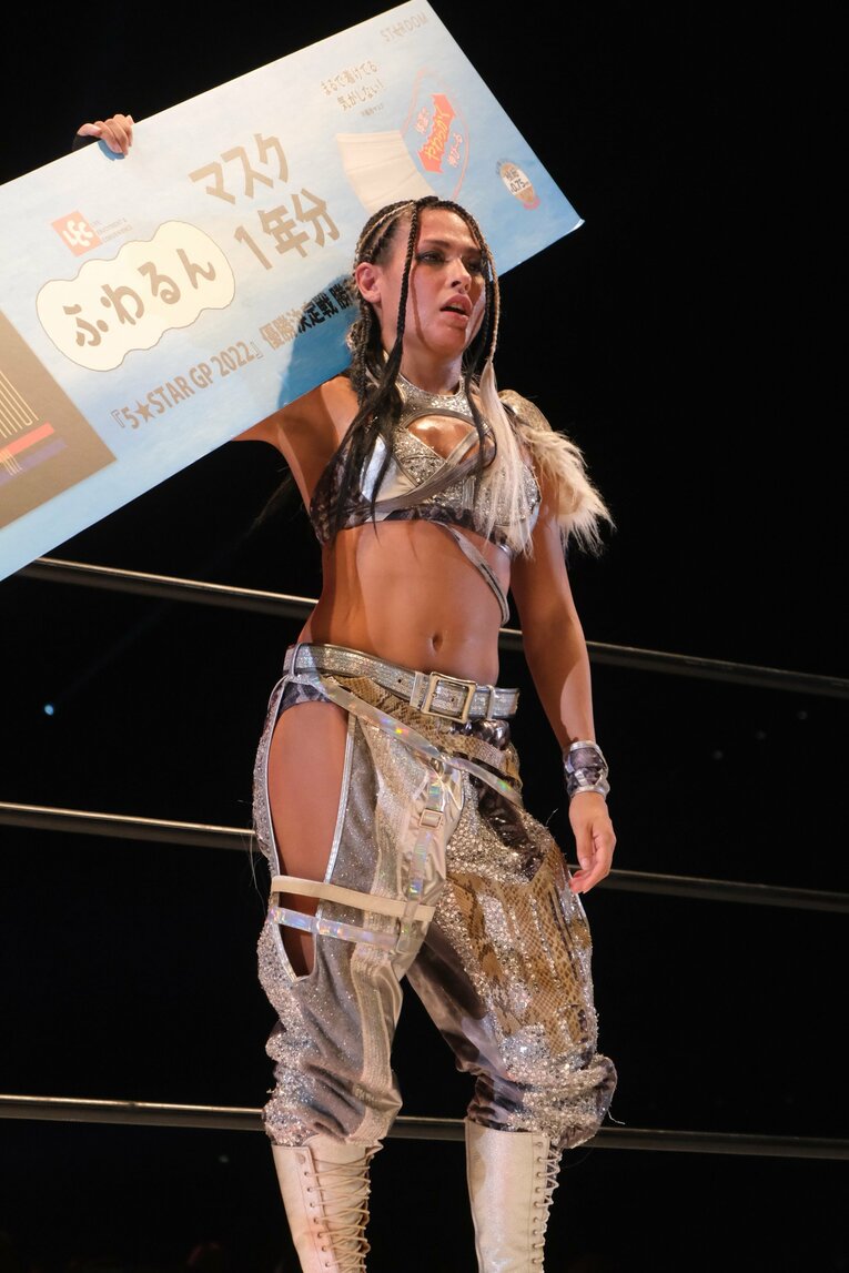 スターダム・ジュリアが語る“危険論”への本音とプロレス観「見る人は気にせず。ただ、どこかでストップをかけないと」《特別グラビア》(48)