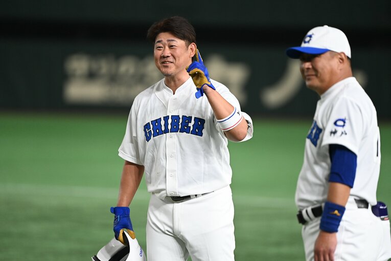 イチロー「僕がいなかったらできないから」女子高校選抜戦までの怪我とプレッシャーとの“知られざる戦い”…試合後に輝いた“49歳の笑顔”(27)