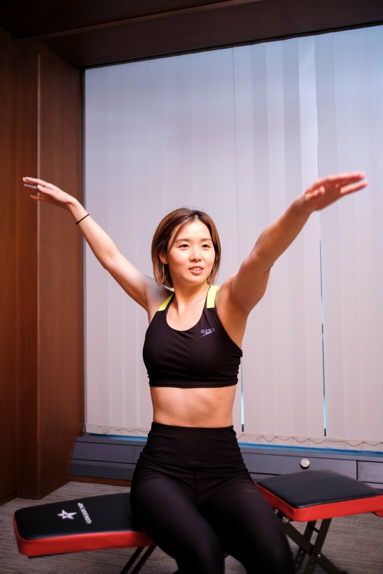 寺村さんが実践する「各泳法の泳ぎ方」©Atsushi Hashimoto