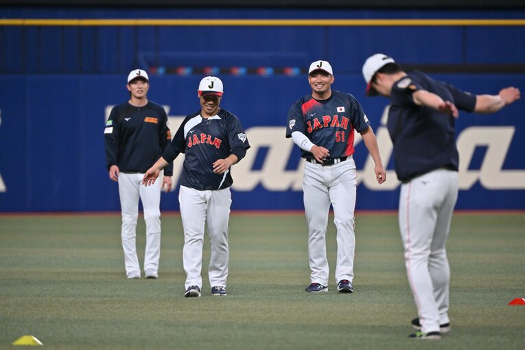 近藤健介、鈴木誠也　©︎Hideki Sugiyama　