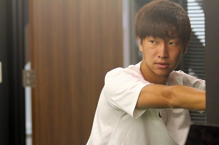 “古都のネイマール”の異名で有名になった奥川雅也が、ドイツ2部で得点力を増すのだからサッカーは面白い。 ／ photograph by Atsushi Iio