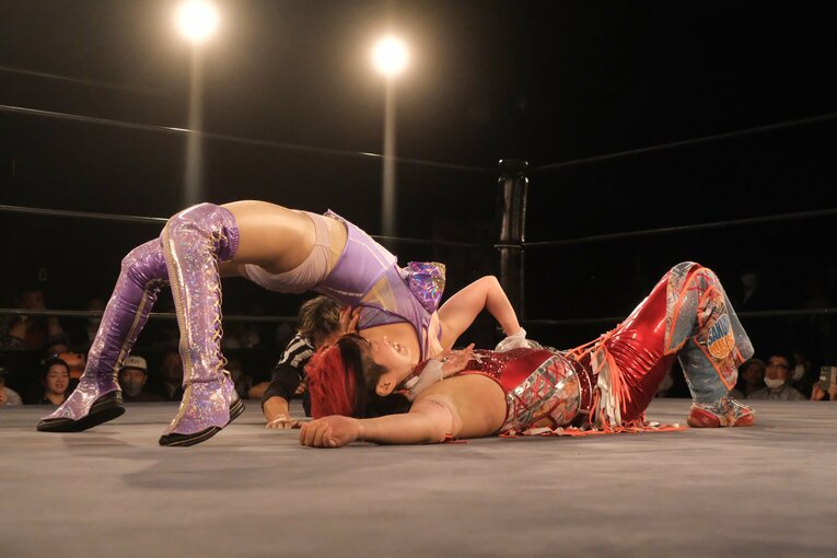 「あんまり胸を張って言えなくて…」悩んでいたAZMを受け入れた“5人のお姉ちゃん”との話…キャリア10周年「クソガキ全開で（笑）」(49)