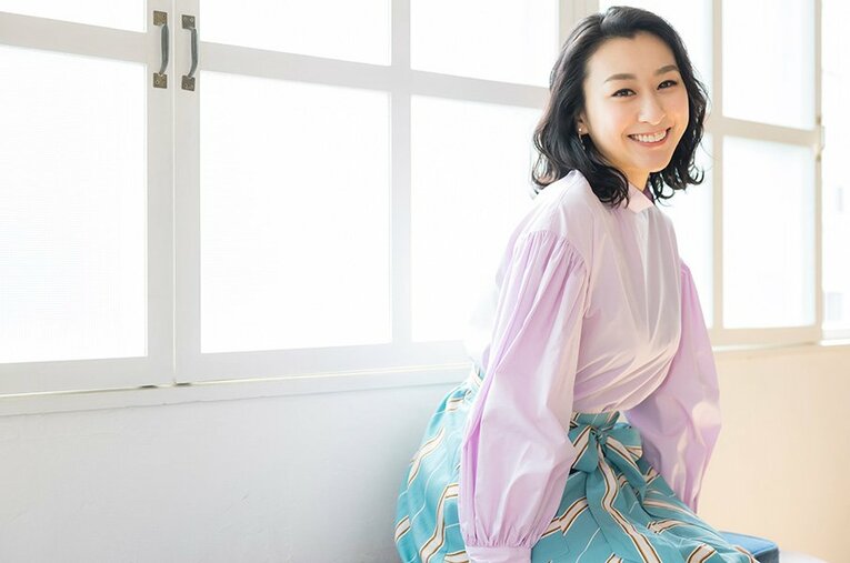 妹・真央とともに歩んだ、浅田舞のフィギュアスケート人生。(1) ／ photograph by Kiichi Matsumoto