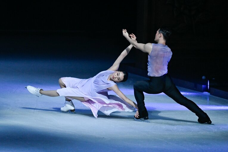 「母への永遠の愛を滑りたいな」浅田真央が明かすアイスショー『Everlasting33』に込めた“愛”「誰も見たことのない景色を届けたい」(106)