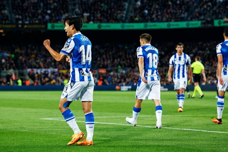 今季9点目！ 久保建英が凄まじい「バルサ撃破ドリブル、ブスケッツ退団・優勝セレモニーが同時に」カメラマンが見た“美しいカンプノウの夜”(38)