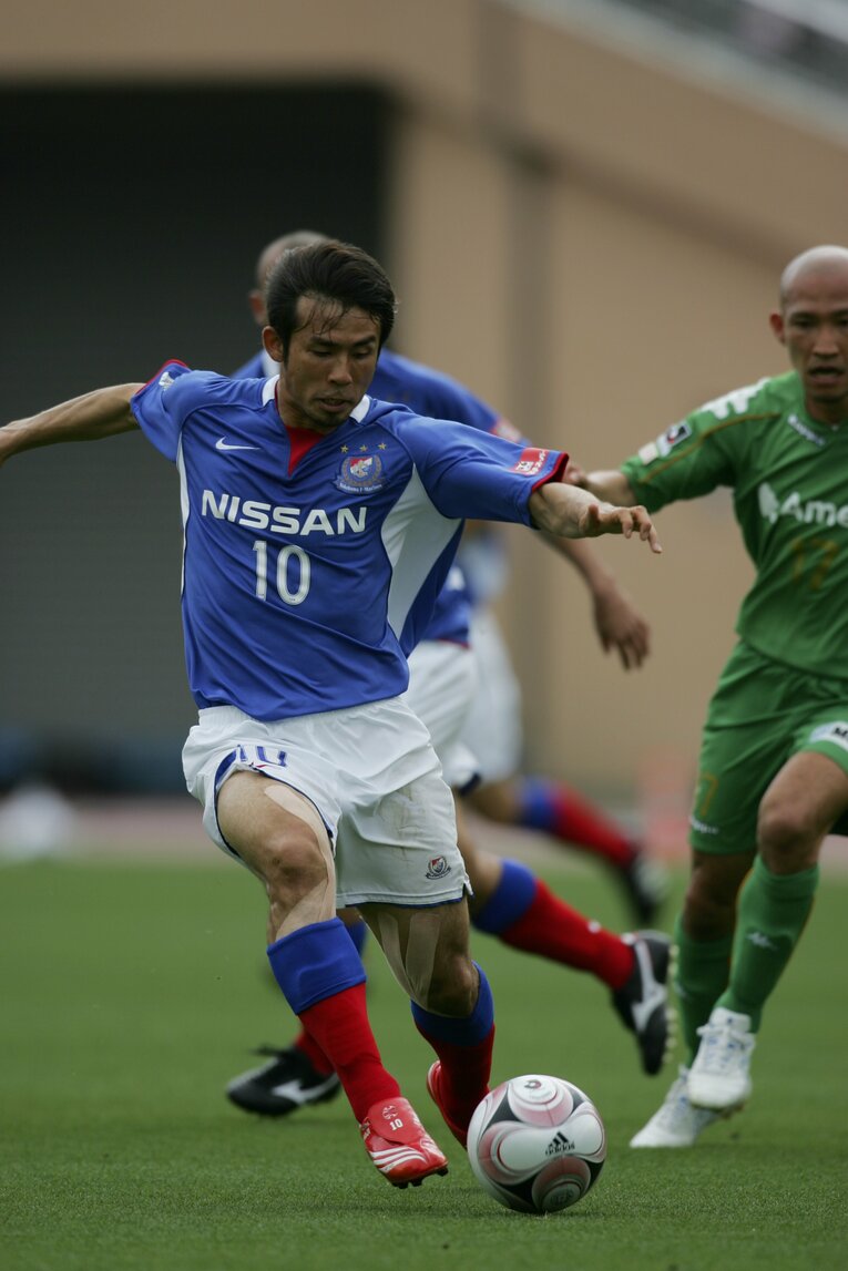 横浜F・マリノス時代の山瀬。ゴールに直結する力強いドリブルが魅力だった　©︎Toshiya Kondo