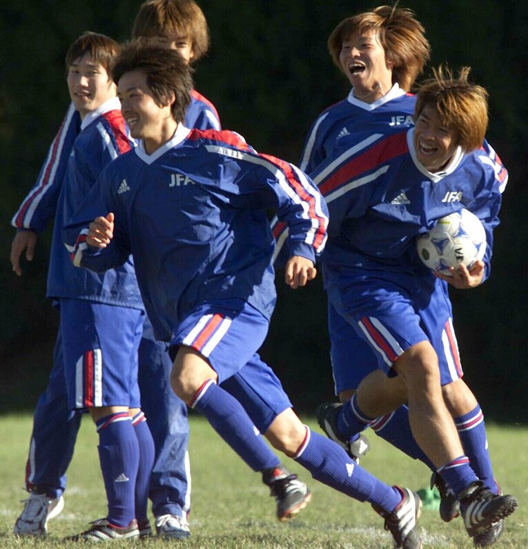 佐藤寿人（右から2人目）は、いい意味で異質な存在だったという　©JIJI PRESS