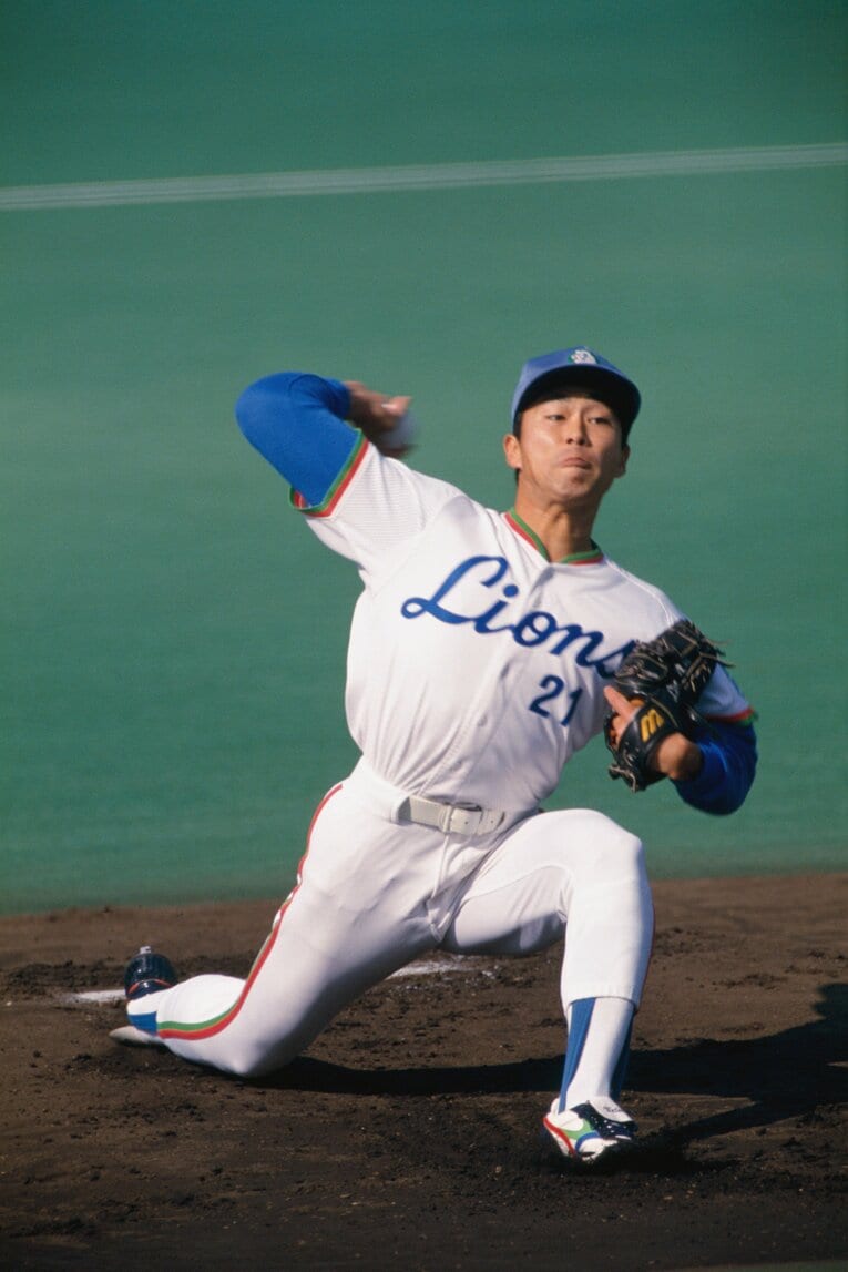 西武時代の渡辺智男　©︎BUNGEHI SHUNJU