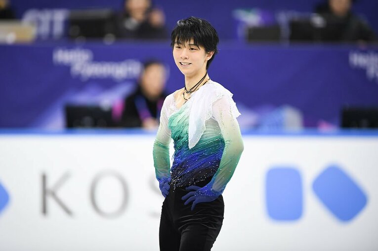 2017年四大陸選手権でフリーの演技をする羽生。当時、慰安婦像などをめぐって日韓関係が悪化していた最中だった ／ photograph by Asami Enomoto