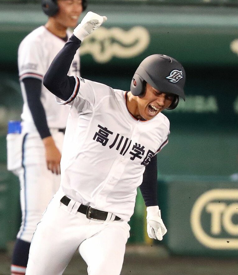 夏の甲子園でホームランを打った立石正広（2021年8月）©︎JIJI PRESS