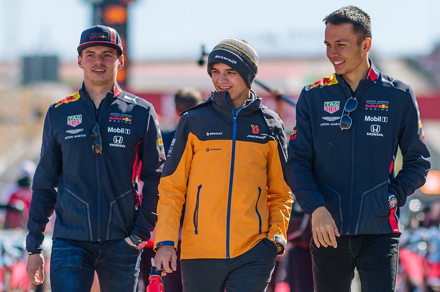 今宮純の「ナンバー・アワード2019」。~F1界で輝いた人とチーム。ホンダは?~<Number Web> photograph by AFLO