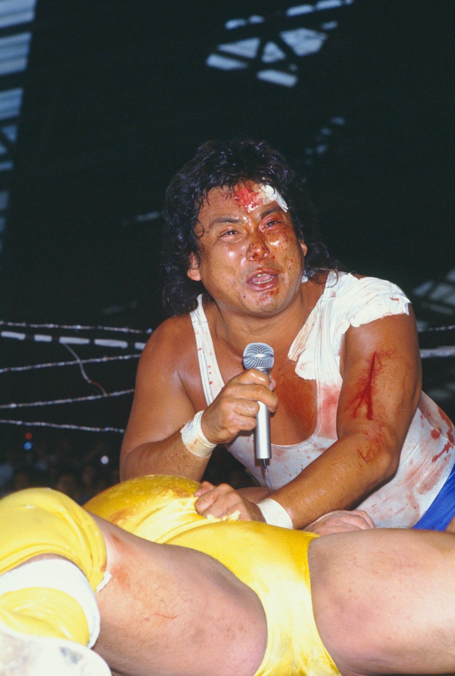 FMW時代の「デスマッチの教祖」大仁田厚【2枚目/全2枚】 ©BUNGEISHUNJU