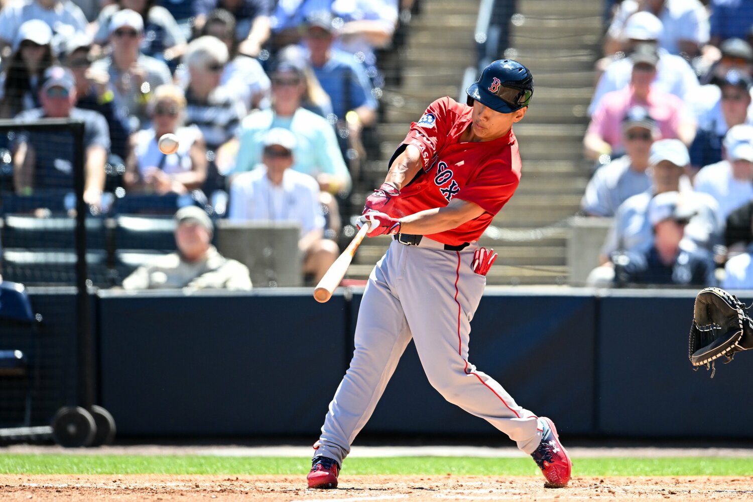 18日のヤンキース戦でホームランを放った吉田正尚　©︎Nick Cammett/Getty Images