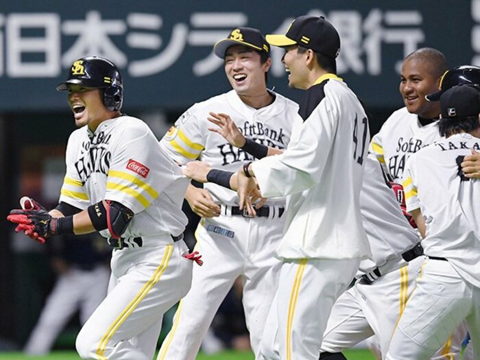 日本一へ「やられたままはイヤ」。千賀滉大、タイトルより登板の信念。<Number Web> photograph by Kyodo News