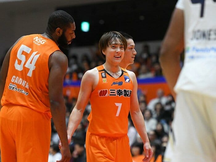 今季Bリーグ最大のサプライズ!?中地区首位の新潟を導くベテラン力。＜Number Web＞ photograph by B.LEAGUE