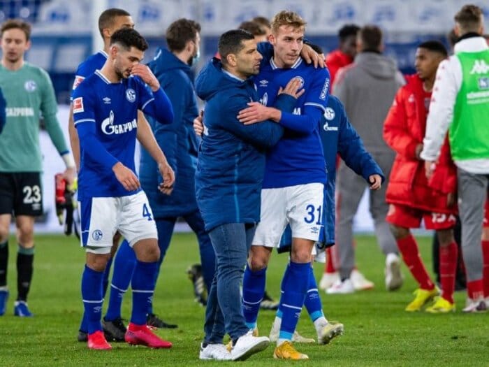 監督交代は意味がない!? 50年間の統計では「効果は何もない」という結論も、その成否を分ける決定的な要素とは？＜Number Web＞ photograph by Getty Images