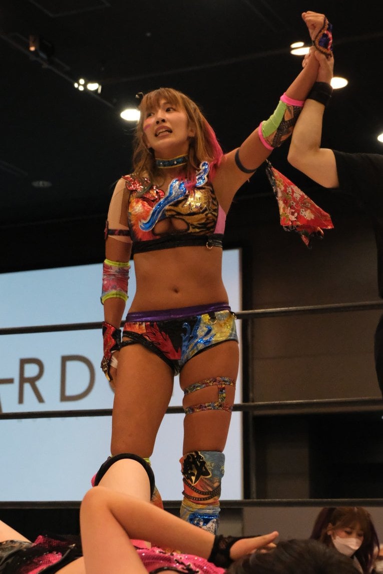 ウナギ・サヤカvs.吏南