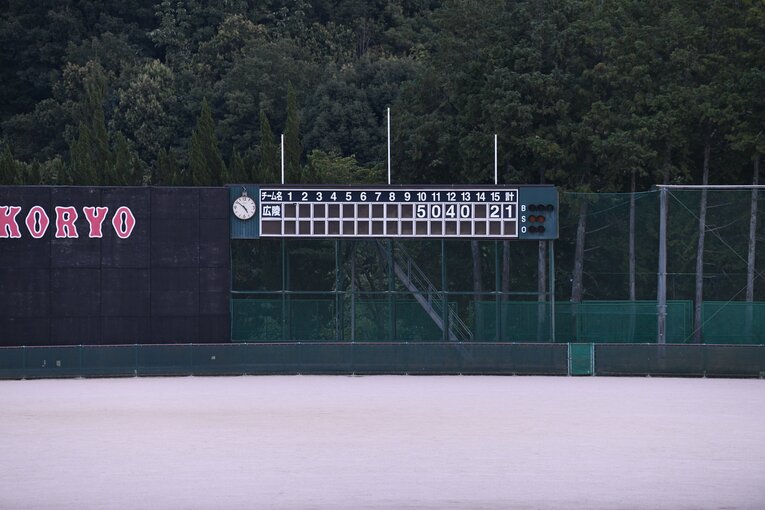 「甲子園」と「日本一」を数字で表したスコアボード ©Kota Inoue