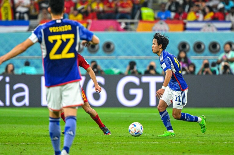 カタールW杯の久保　©Takuya Sugiyama/JMPA