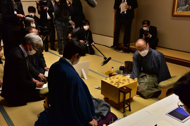 終局後　©日本将棋連盟