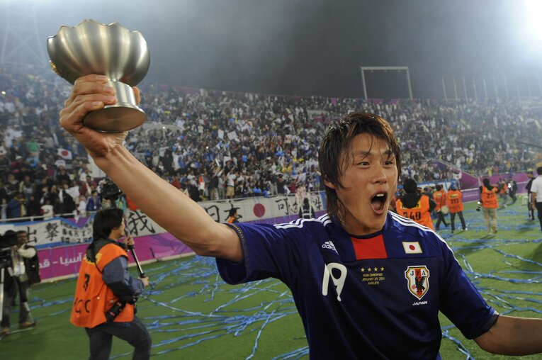 喜びを爆発させる李忠成　©Takuya Sugiyama