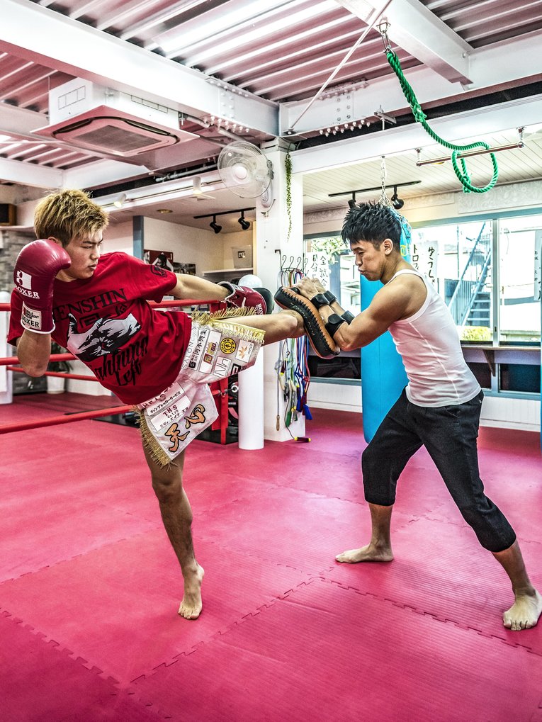 『Number DO』で対談した際の那須川天心と武井壮（2017年）　©Takuya Sugiyama