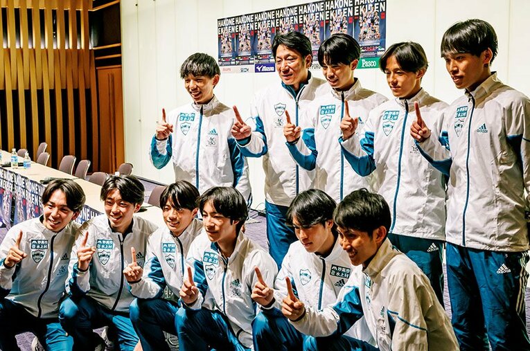 箱根駅伝で抜群の強さを見せる青山学院大学を、ライバル校はどのように見てきたのか ／ photograph by Kiichi Matsumoto