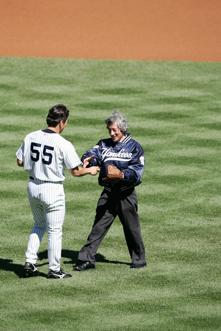2004年、小泉純一郎首相（当時）と対面　©Koji Asakura