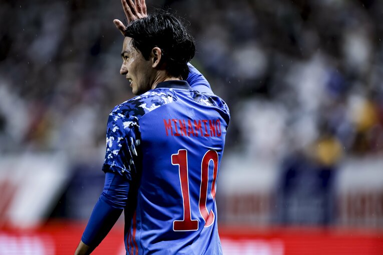 悔しそうな表情を浮かべる南野拓実　©Kiichi Matsumoto/JMPA