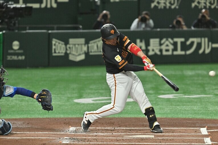 打撃でも打率.333でセ・リーグ3位につける甲斐（4月20日時点）©︎Hideki Sugiyama