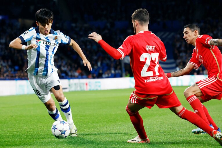 久保建英22歳「このような勝利に慣れないと」なぜ“ソシエダ20季ぶりCL決勝T”偉業にもクールだったか…“動画に収まらない”タケの真骨頂(4)