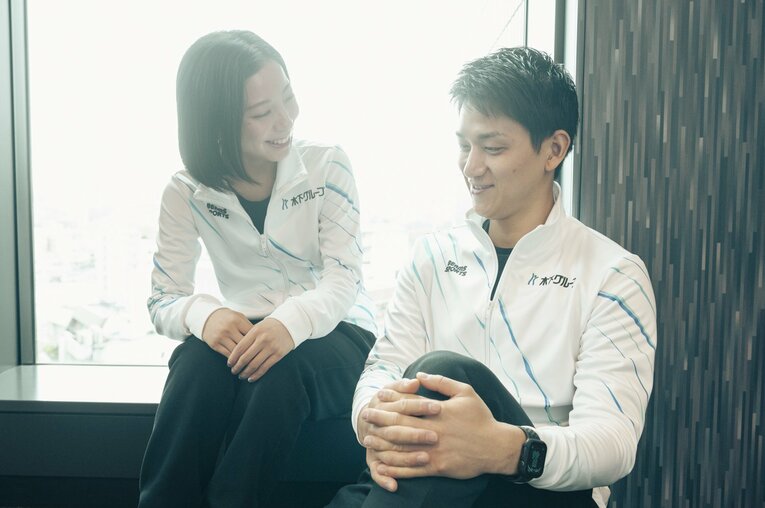 2023年世界選手権で初優勝を遂げたりくりゅうペアが語っていた“相性の良さ”とは？ ／ photograph by Wataru Sato