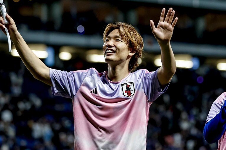 押しも押されもせぬ日本代表のDFリーダーとなった板倉滉。とにかく“ほっこり伝説”の多いフットボーラーでもある ／ photograph by Kiichi Matsumoto