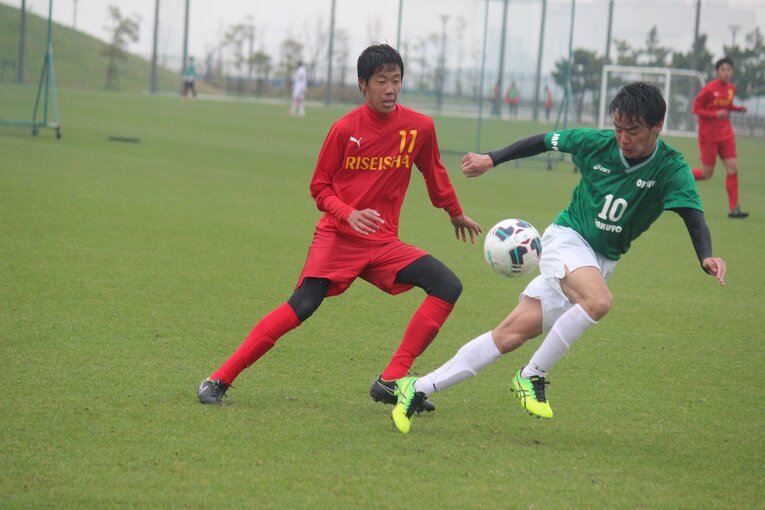 作陽高校時代の伊藤涼太郎（左は履正社高校・田中駿太、現・札幌）©︎Takahito Ando