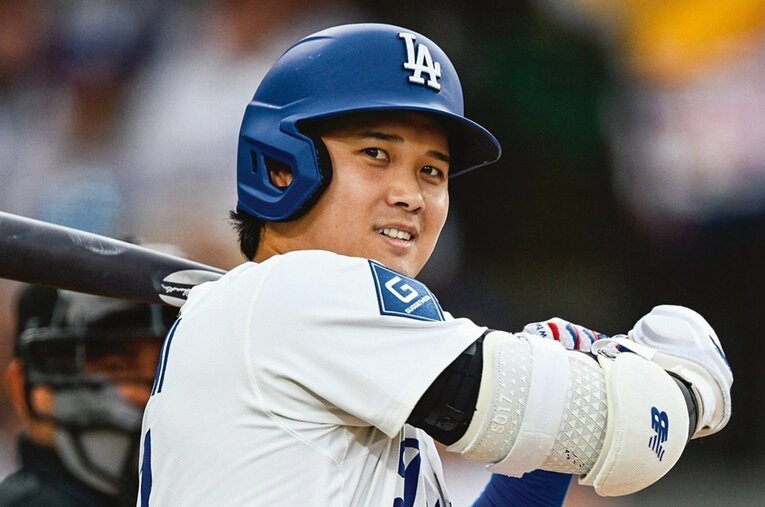 2年連続の50号本塁打を達成したドジャース・大谷翔平。3年連続MVPの偉業なるか… ／ photograph by Nanae Suzuki