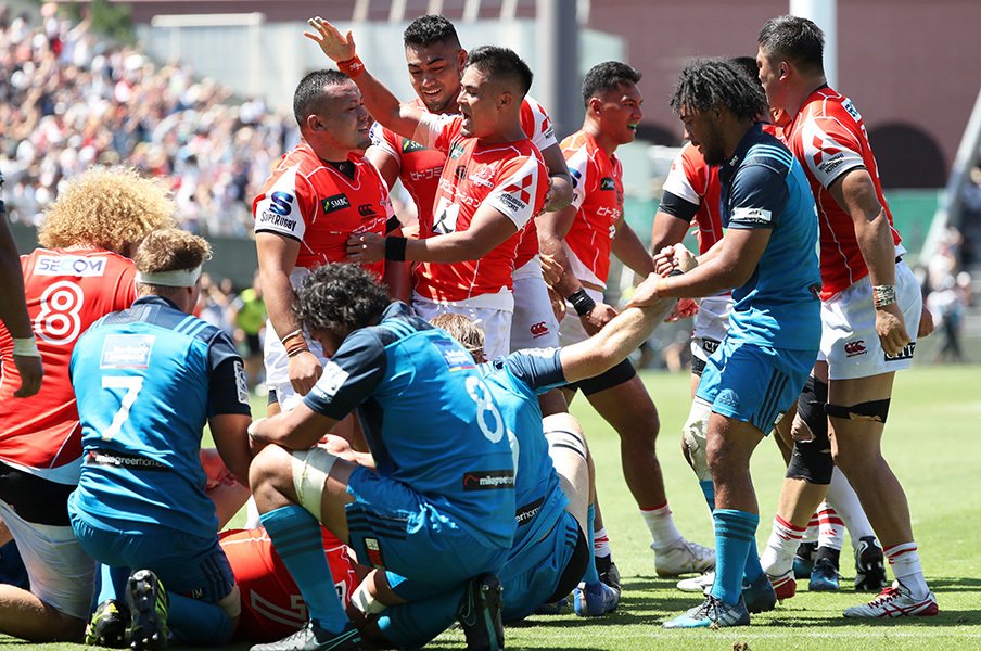 サンウルブズ快勝は想像以上の快挙。今こそラグビー日本代表の利益に。<Number Web> photograph by AFLO