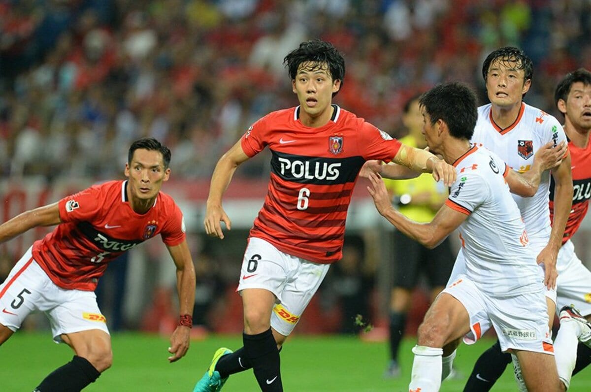 遠藤航 ダービーで悔やんだ2失点 リオで必須の ふとした時の集中力 サッカー日本代表 Number Web ナンバー