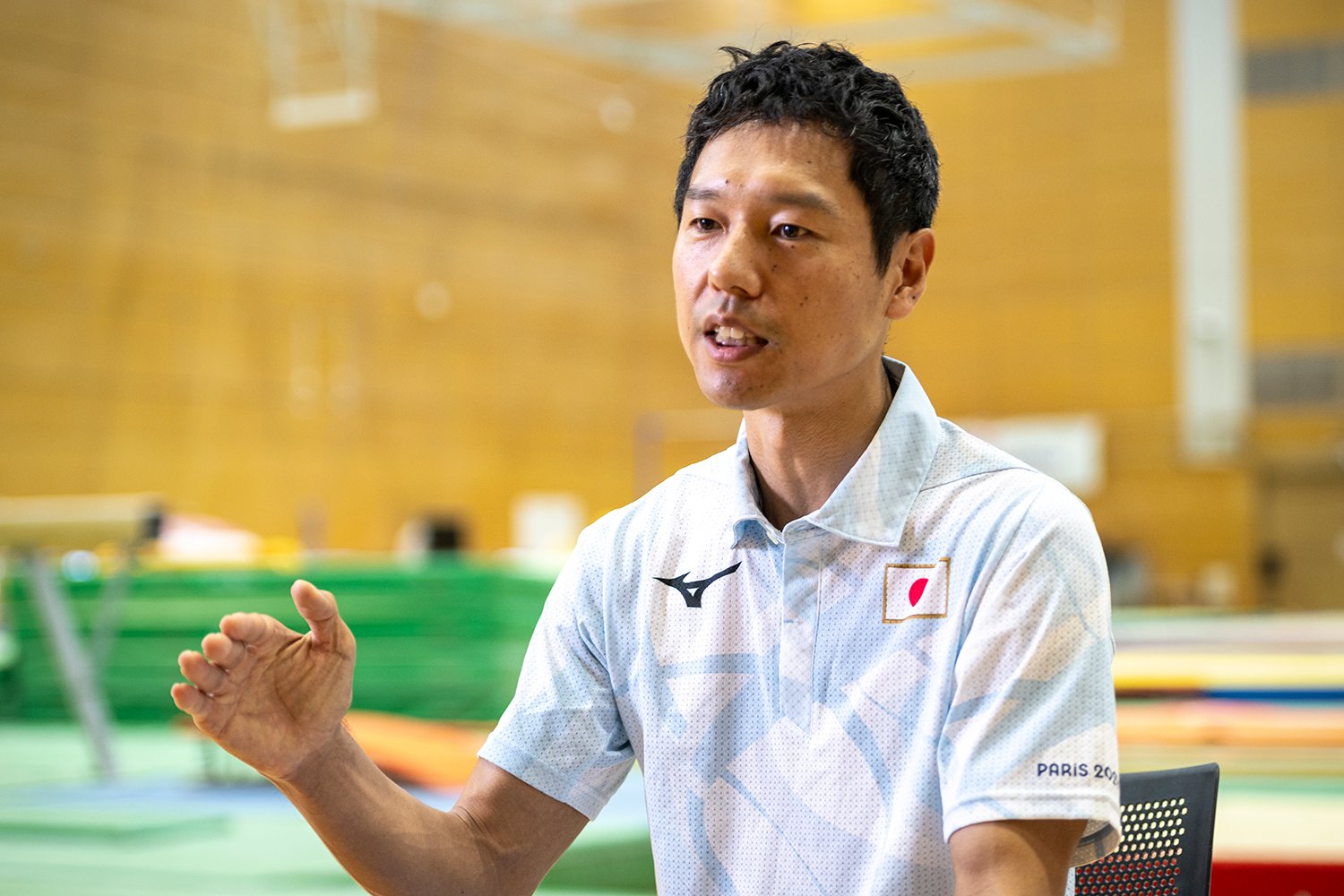 20年前の記憶を語る水鳥寿思