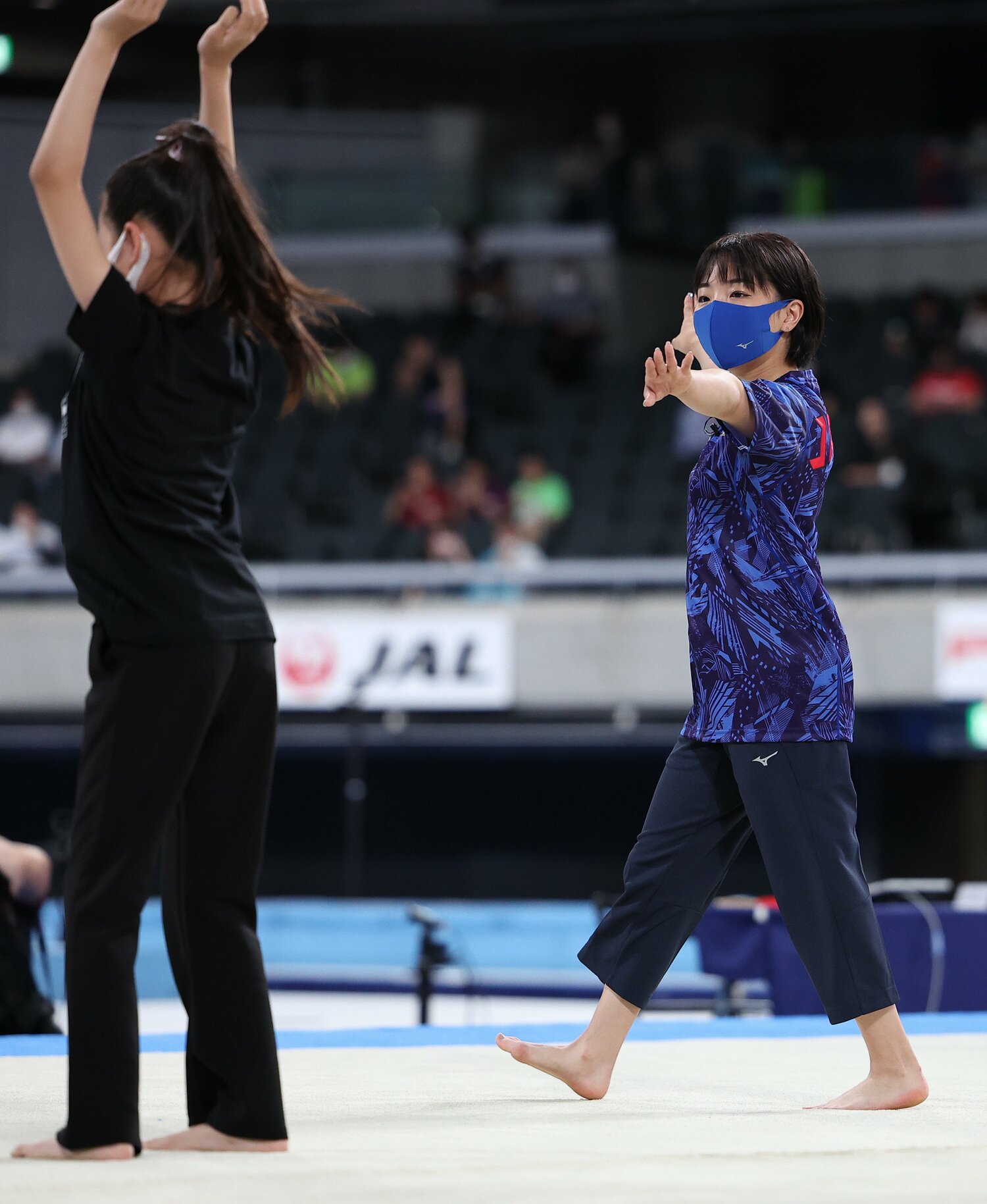 2022年の引退後、体操体験会で指導する様子　©JIJI PRESS