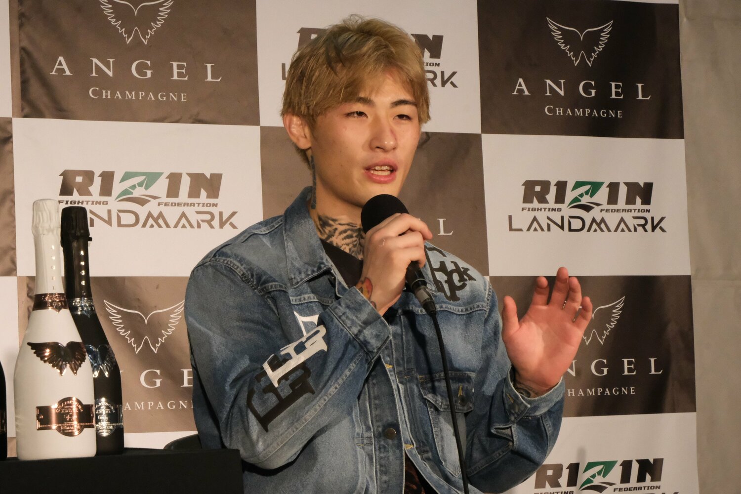 インタビュースペースでは冷静に試合を振り返った　©Norihiro Hashimoto