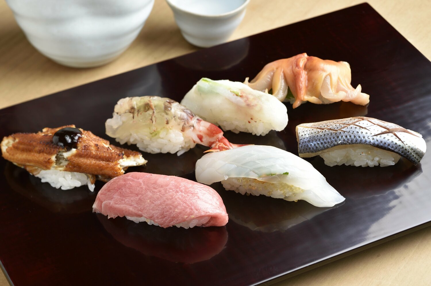 寿司七貫（写真はイメージです）　©Hirofumi Kamaya