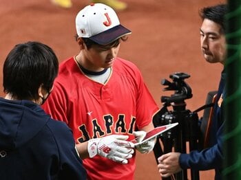 大谷翔平「憧れは捨てましょう」発言ベースに“データ活用の100％強振”「村上宗隆選手らの表情は…」侍分析担当が驚いた“WBC舞台裏”＜Number Web＞ photograph by Naoya Sanuki