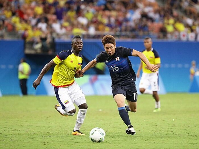 悔し涙だけは、もう、こぼさない。浅野拓磨が目指す「ケロっと」精神。＜Number Web＞ photograph by JMPA